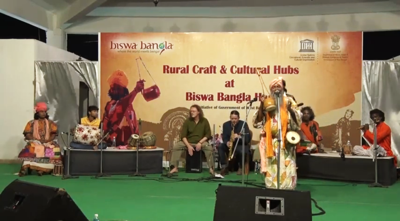 Baul performance by Baul Guru Bhajan Das Bairagya